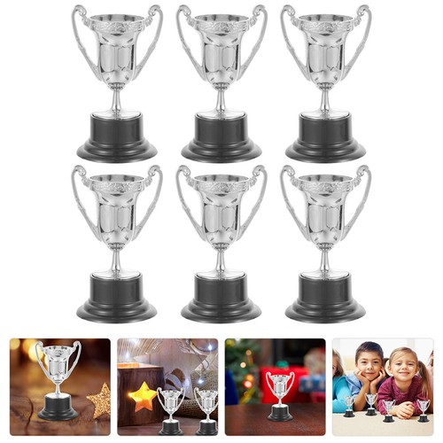 6pcs small trophy toys silver - 6pcs,